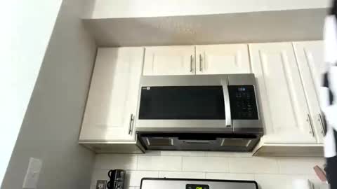 jchampagnepapi online show from February 11, 2025, 7:48 pm