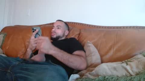 JcMax305 online show from February 10, 2025, 6:13 pm