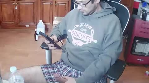 Snapshot of jd19852 chatting on December 15, 2025, 7:40 pm jd19852 online show from December 15, 2025, 7:40 pm