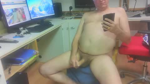 Snapshot of jdegroot7 chatting on November 27, 2025, 7:05 pm jdegroot7 online show from November 27, 2025, 7:05 pm