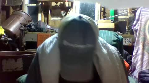 Snapshot of jdgiddy69 chatting on December 22, 2025, 1:57 am jdgiddy69 online show from December 22, 2025, 1:57 am