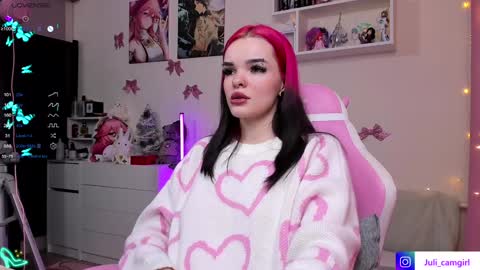 Julia online show from December 22, 2024, 1:44 pm