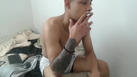 Snapshot of jeampier_sexy chatting on December 25, 2024, 7:02 pm jeampier_sexy online show from December 25, 2024, 7:02 pm