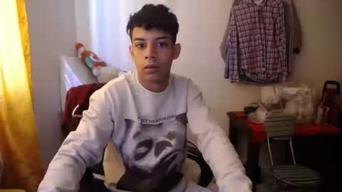 Snapshot of jeampier_sexy chatting on January 1, 2025, 2:42 pm jeampier_sexy online show from January 1, 2025, 2:42 pm