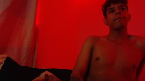 Snapshot of jeampier_sexy chatting on March 10, 2025, 1:45 am jeampier_sexy online show from March 10, 2025, 1:45 am