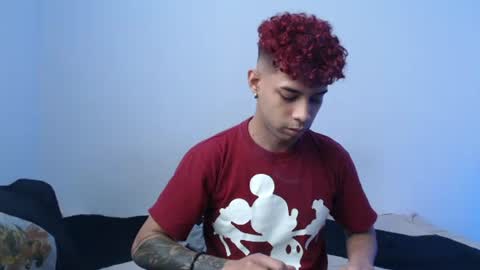 Snapshot of jeampier_sexy chatting on March 10, 2025, 9:51 pm jeampier_sexy online show from March 10, 2025, 9:51 pm