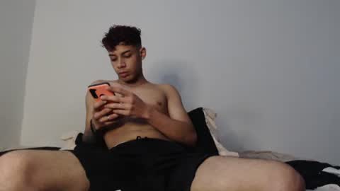 Snapshot of jeampier_sexy chatting on March 12, 2025, 11:01 pm jeampier_sexy online show from March 12, 2025, 11:01 pm