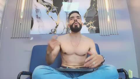 Snapshot of jean_lewis2 chatting on February 25, 2026, 1:43 pm JEAN online show from February 25, 2026, 1:43 pm