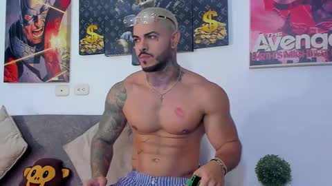 Snapshot of jean_lopez chatting on March 5, 2025, 12:16 am Jean axelcrow Modelo Independiente online show from March 5, 2025, 12:16 am