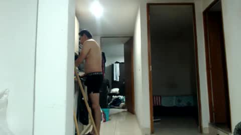 Snapshot of jeancarloscum chatting on January 14, 2026, 5:13 am Jean Carlos online show from January 14, 2026, 5:13 am