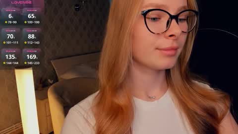 Jenny online show from November 1, 2025, 7:10 am