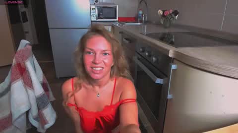 Jeanne online show from November 14, 2025, 2:54 am