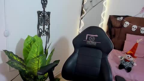 jedah_tay online show from October 12, 2025, 3:05 am