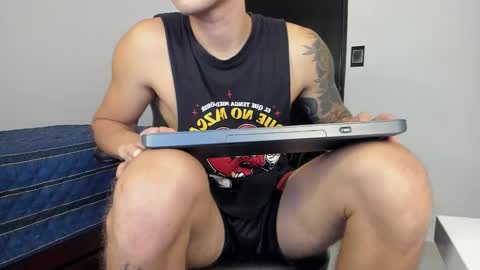 Snapshot of jeeanpii01 chatting on December 13, 2025, 7:53 pm Jeanpii01 online show from December 13, 2025, 7:53 pm