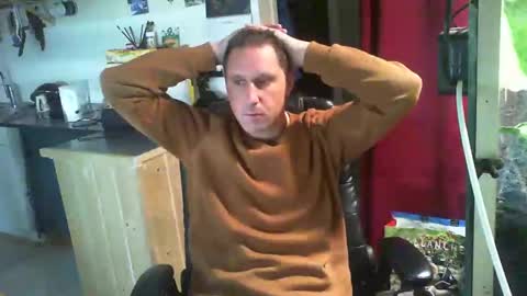 Snapshot of jef74700 chatting on December 8, 2024, 9:24 am Jrme online show from December 8, 2024, 9:24 am