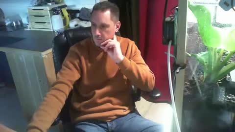 Snapshot of jef74700 chatting on December 27, 2024, 8:13 am Jrme online show from December 27, 2024, 8:13 am