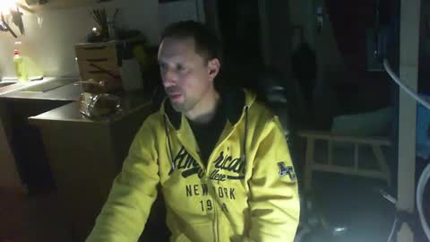 Snapshot of jef74700 chatting on January 11, 2025, 4:16 am Jrme online show from January 11, 2025, 4:16 am