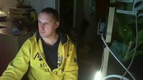 Snapshot of jef74700 chatting on January 22, 2025, 4:34 am Jrme online show from January 22, 2025, 4:34 am