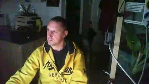 Snapshot of jef74700 chatting on January 23, 2025, 5:24 am Jrme online show from January 23, 2025, 5:24 am