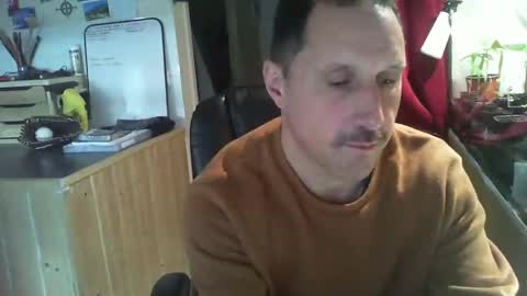 Snapshot of jef74700 chatting on February 24, 2025, 6:49 am Jrme online show from February 24, 2025, 6:49 am