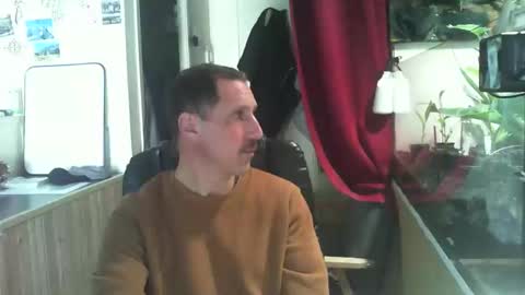 Snapshot of jef74700 chatting on March 1, 2025, 1:29 pm Jrme online show from March 1, 2025, 1:29 pm