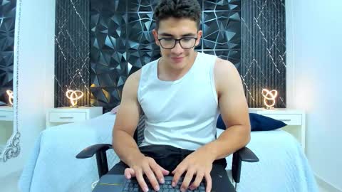 Snapshot of jeffdaltton chatting on September 18, 2025, 3:58 pm Jeff online show from September 18, 2025, 3:58 pm