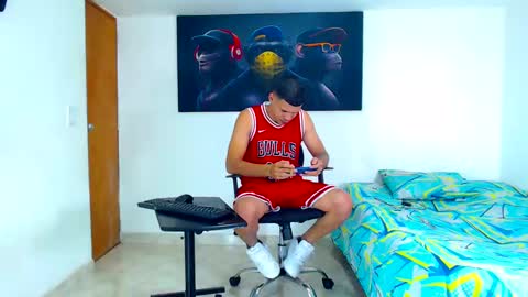 Snapshot of jeffer21_hot chatting on January 20, 2025, 5:59 am jeffer21_hot online show from January 20, 2025, 5:59 am