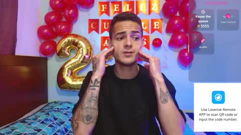 Snapshot of jeffstyle18 chatting on December 18, 2025, 4:02 pm Jeff online show from December 18, 2025, 4:02 pm