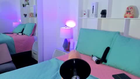 Snapshot of jehnmorris chatting on January 9, 2026, 2:31 pm Jehn online show from January 9, 2026, 2:31 pm