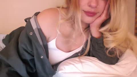 Snapshot of jei_sexysweet chatting on January 21, 2025, 10:41 am jei online show from January 21, 2025, 10:41 am