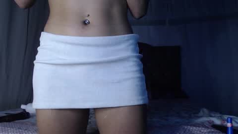 Snapshot of jeiby_sawyer chatting on February 16, 2025, 6:43 am Jeiby online show from February 16, 2025, 6:43 am