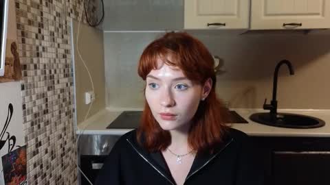 Emily online show from September 18, 2025, 9:50 pm