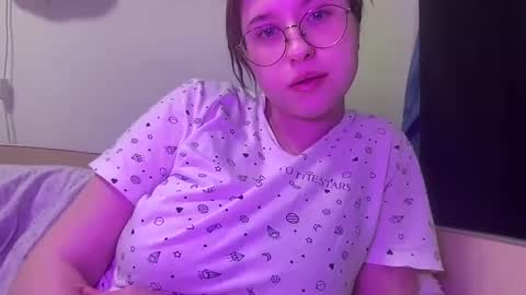 Snapshot of jelly_gum chatting on January 23, 2025, 7:07 pm Inna online show from January 23, 2025, 7:07 pm
