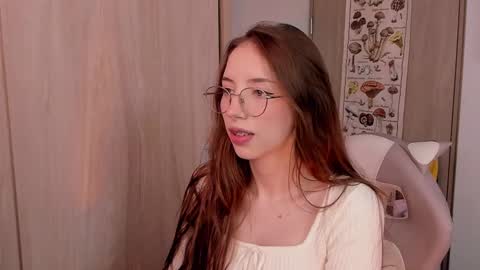 Snapshot of jelly_w5 chatting on March 10, 2025, 9:51 pm Jelly  online show from March 10, 2025, 9:51 pm