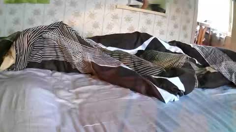 Snapshot of jellykulli chatting on February 28, 2026, 8:37 am jellykulli online show from February 28, 2026, 8:37 am