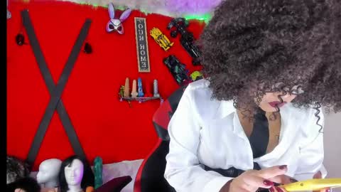 Snapshot of jena_rosse chatting on April 30, 2026, 10:43 am jena_rosse online show from April 30, 2026, 10:43 am