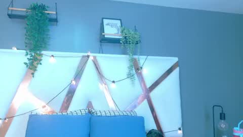 Jena  online show from May 28, 2026, 2:53 am