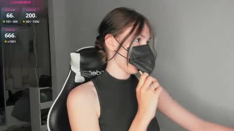 Molly online show from July 16, 2026, 6:36 pm