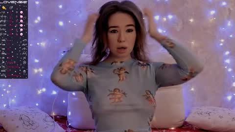 Snapshot of jeniferji chatting on January 6, 2026, 5:11 am EvaSileZ online show from January 6, 2026, 5:11 am