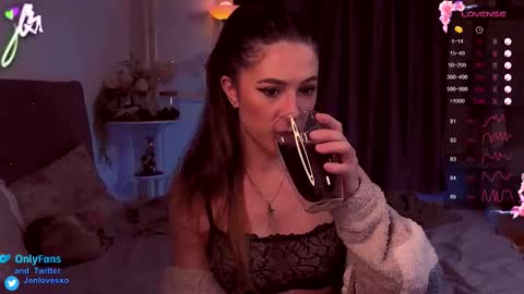 Snapshot of jeniferlovex chatting on February 27, 2026, 11:38 pm jeniferlovex online show from February 27, 2026, 11:38 pm