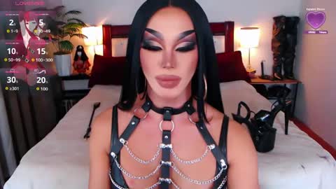 Queen Jenifer online show from June 3, 2026, 10:59 pm