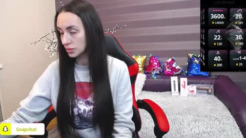 Snapshot of jeniferstone chatting on December 9, 2024, 7:50 am Kira online show from December 9, 2024, 7:50 am