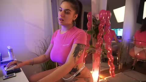 jeniffer_foxx online show from September 30, 2025, 5:12 am