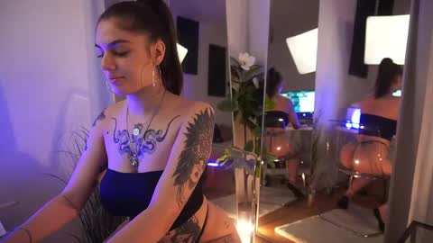 jeniffer_foxx online show from October 1, 2025, 4:40 am