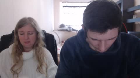 JenisAndPeter online show from March 6, 2025, 10:09 am