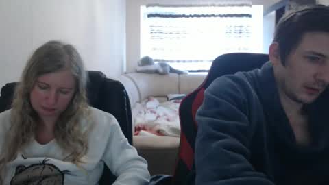 JenisAndPeter online show from March 8, 2025, 1:14 pm