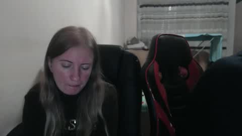 JenisAndPeter online show from October 1, 2025, 7:42 pm