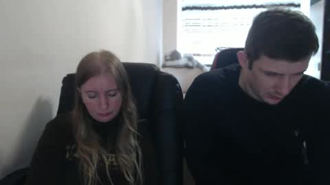 JenisAndPeter online show from October 2, 2025, 7:48 am