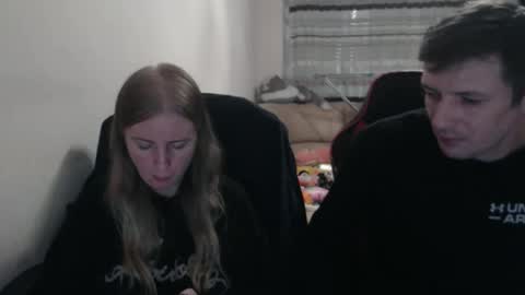 JenisAndPeter online show from October 8, 2025, 7:00 pm