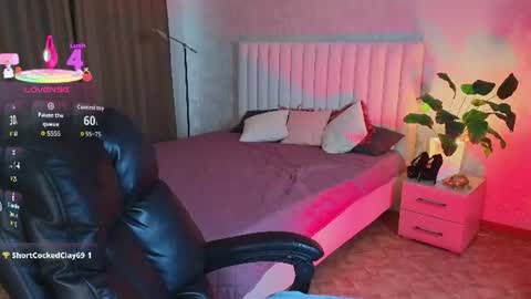 jenna_adams_ online show from June 12, 2026, 2:43 am